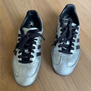 Adidas women’s SAMBAS Metallic Silver Sneakers with Black Accents